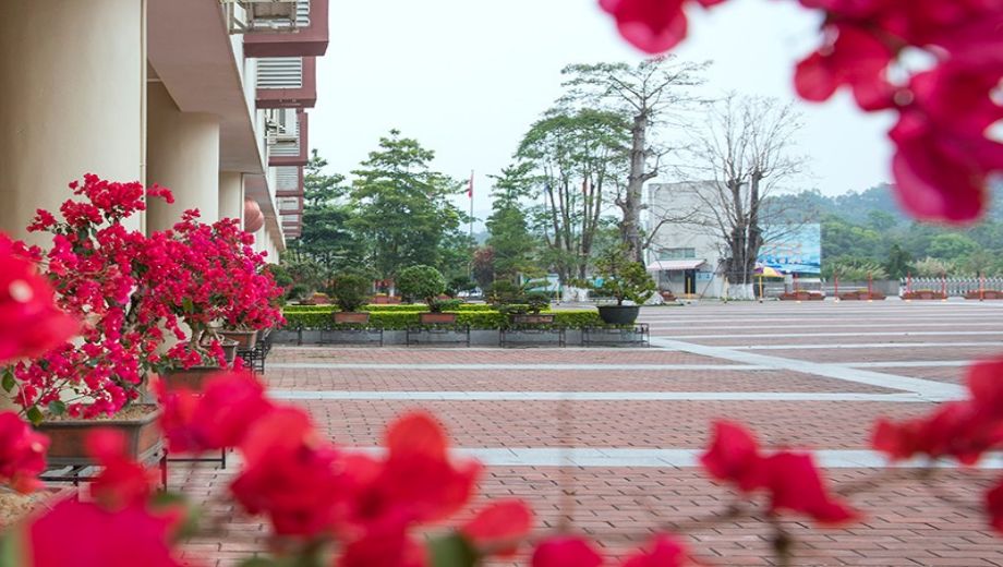 中山市中等专业学校